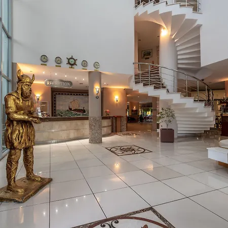 Hotel Grand Viking 4*