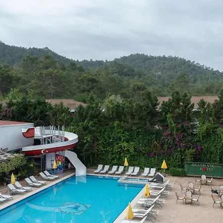 Grand Viking Otel 4*