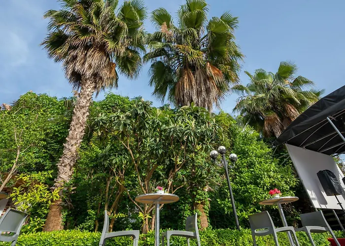 Grand Viking Hotel 4*
